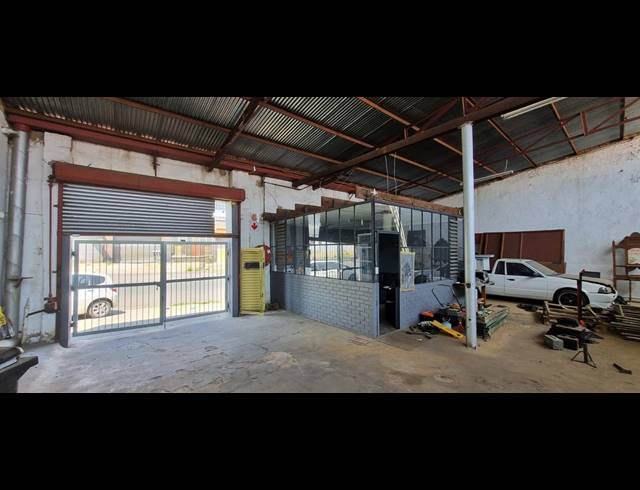 450M² WAREHOUSE TO LET IN KRUGERSDORP CENTRAL